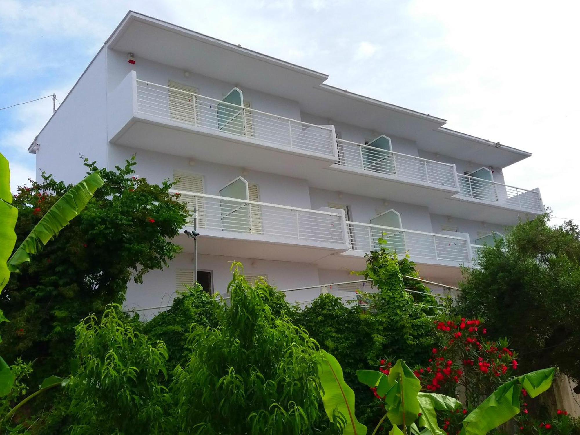 Yanna Studios & Apartments Циливи Екстериор снимка