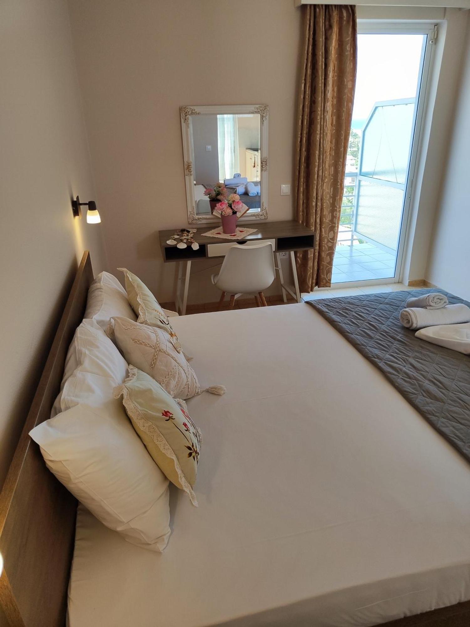 Yanna Studios & Apartments Циливи Екстериор снимка